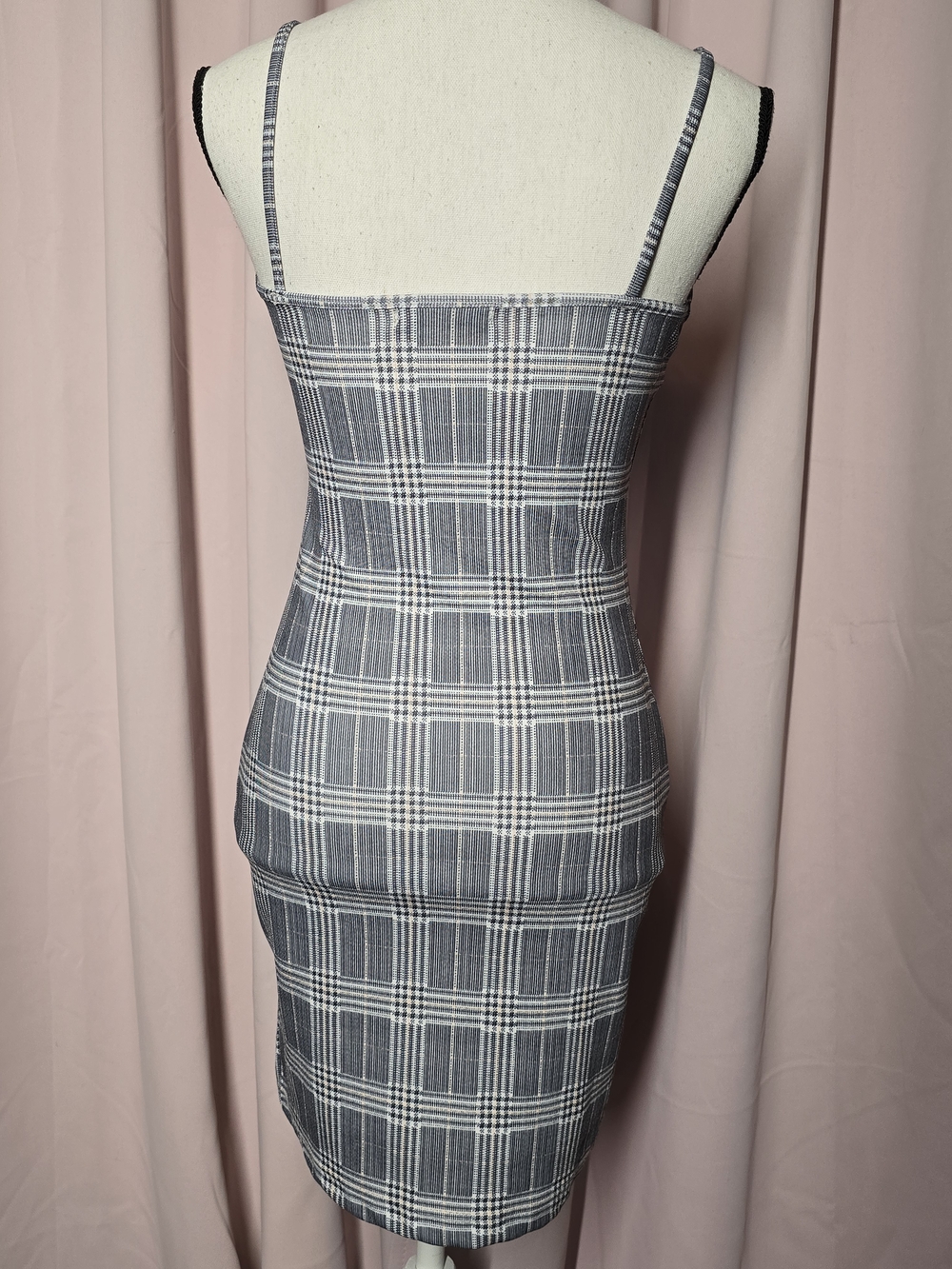 Gray Plaid Dress - Picture 2 of 4